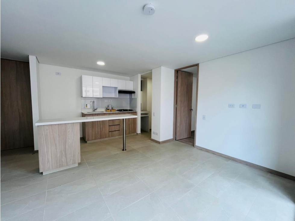 SE ARRIENDA APARTAMENTO EN SABANETA SAN JOSE - 2
