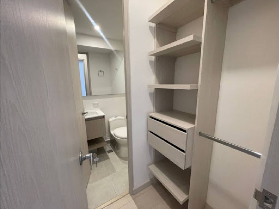 Se Arrienda Apartamento en Envigado Para Estrenar — foto 5
