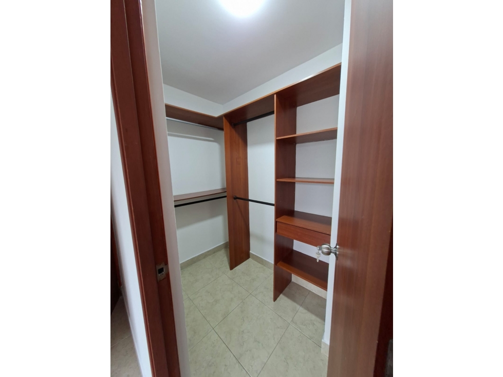 Se arrienda apartamento en belen loma de los bernal — foto 5