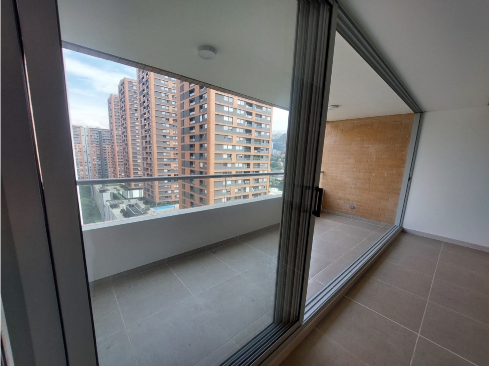 Se arrienda apartamento en ciudad del rio, Medellin — foto 6