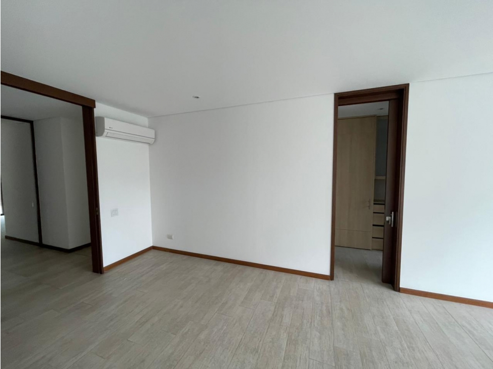 Arriendo Apartamento en el Poblado, tranversal intermedia — foto 6