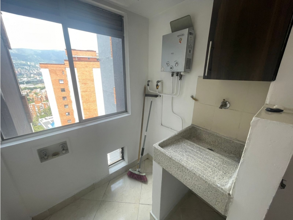 Se Arrienda Apartamento en la Loma de Los Bernal — foto 6