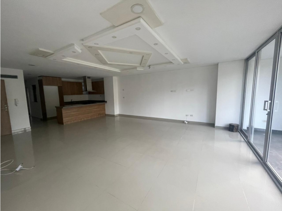 SE ARRENDA APARTAMENTO EN LOS COLORES — foto 4