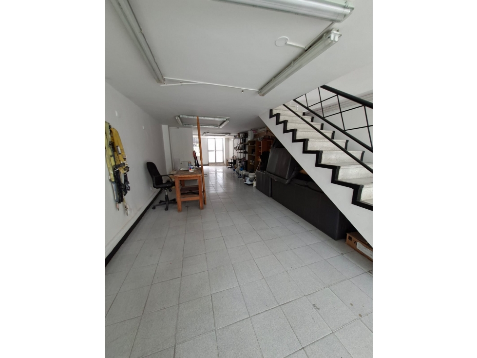 se arrienda local comercial en laureles — foto 6
