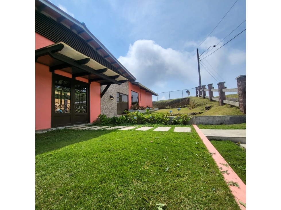 Casa en venta - Las Nubes del Valle de Antón - 1