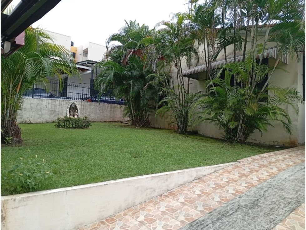 Venta de casa en Miraflores Betania — foto 3