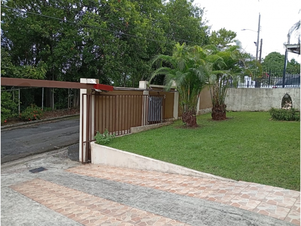 Venta de casa en Miraflores Betania — foto 2