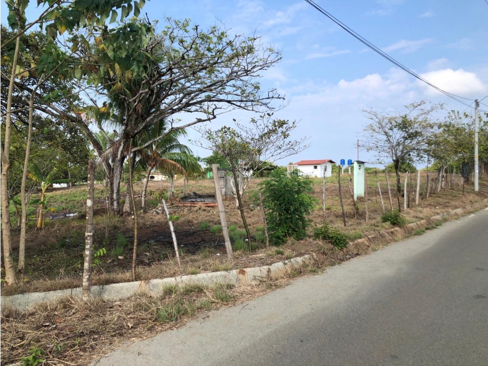 Venta de Terreno de 1543mts2 en Santa Catalina - Soná - Veraguas - 2