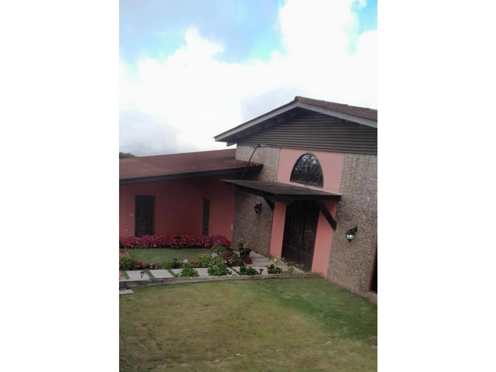 Casa en venta - Las Nubes del Valle de Antón - 3
