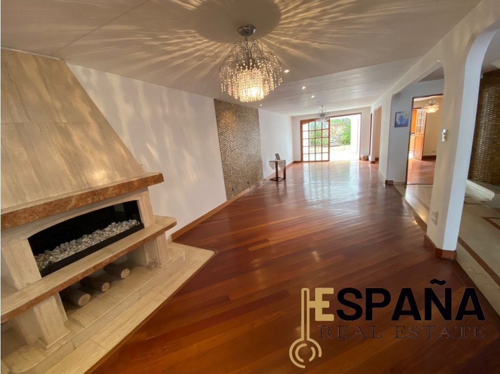 Se vende casa en Santa Paula