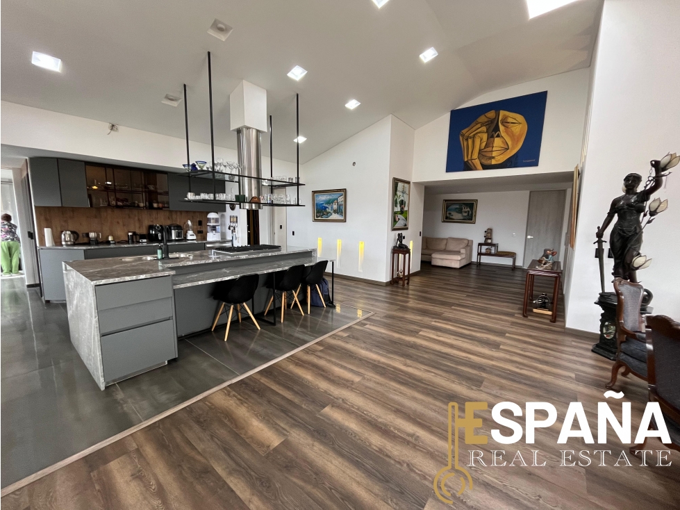 Se vende Pent House en Santa Barbara