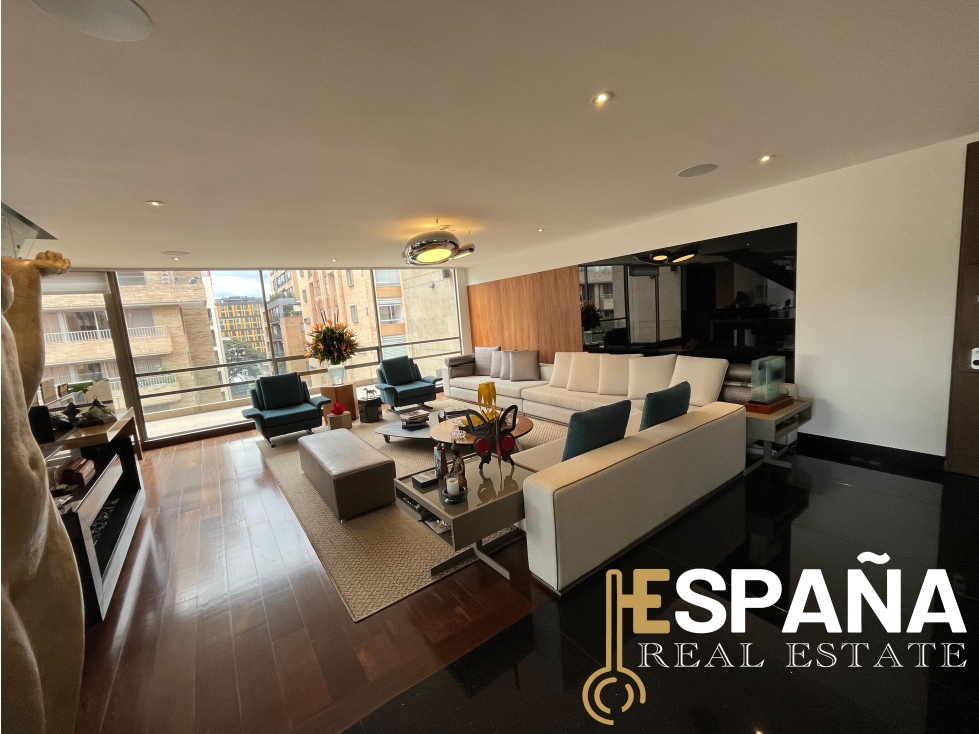 Se vende mederno Pent House en Chico