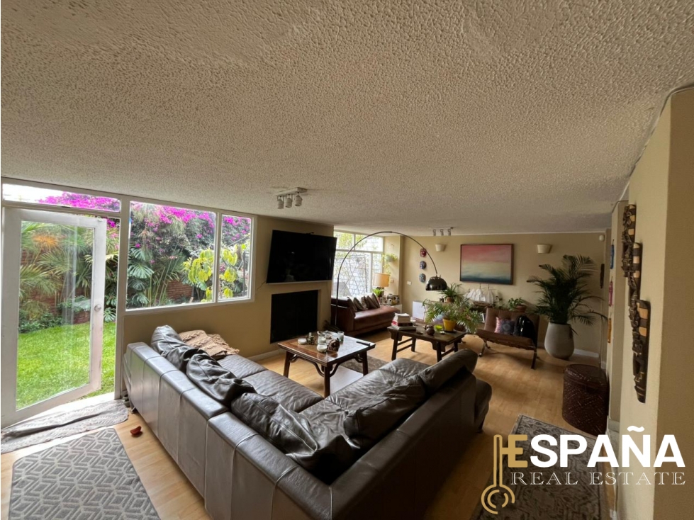 Se vende casa con apto en conjunto cerrado ciudad Jardin Norte