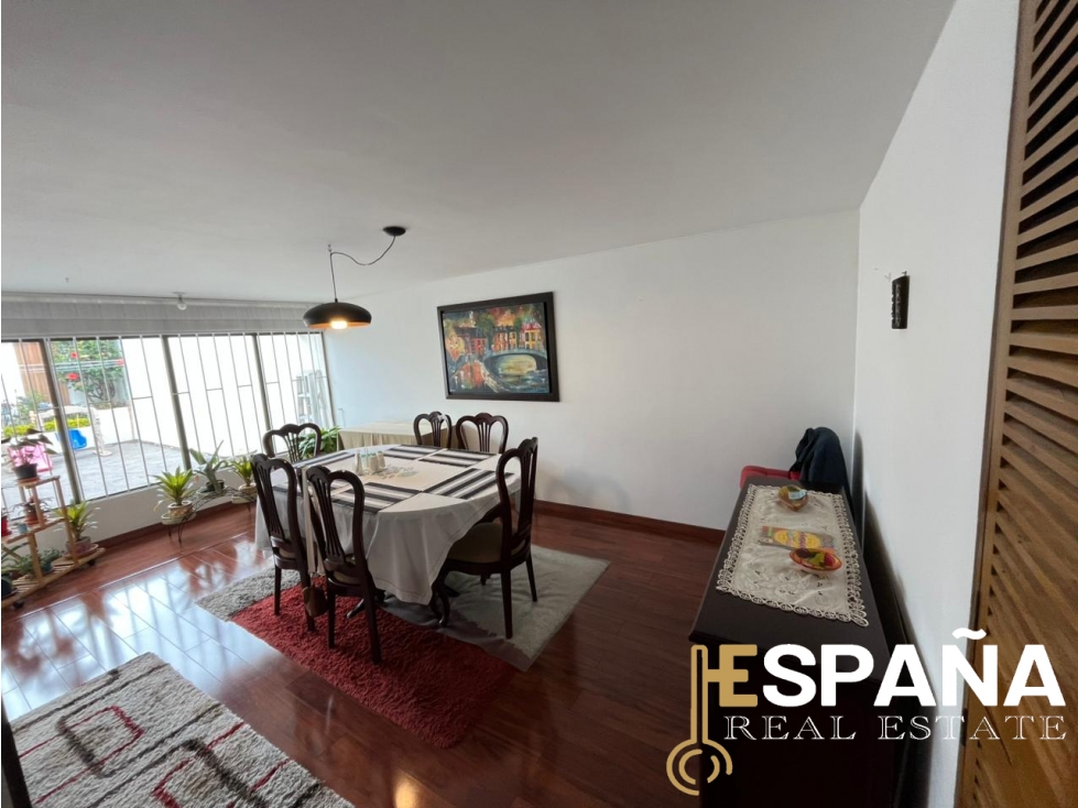 Se vende Casa en Nueva Autopista norte, oportunidad inversionistas