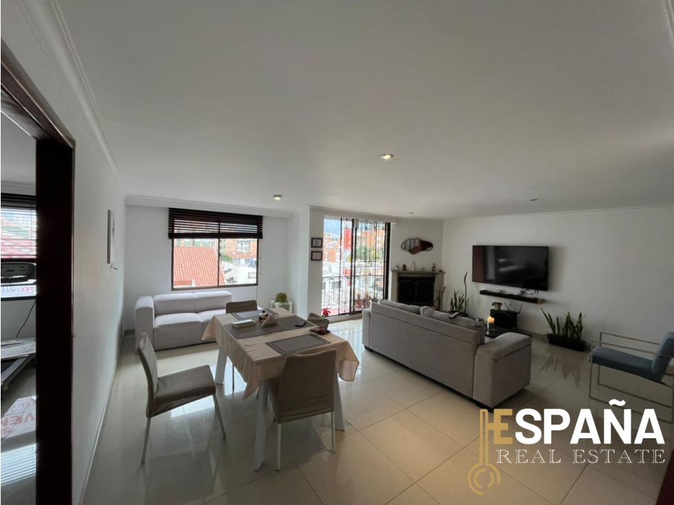 Se vende apartamento en Contador con amplia terraza - 1
