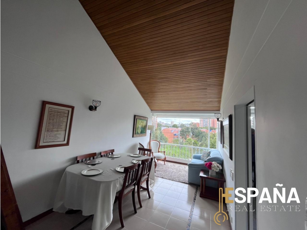 Se vende apartamento en La Victoria norte - Oportunidad