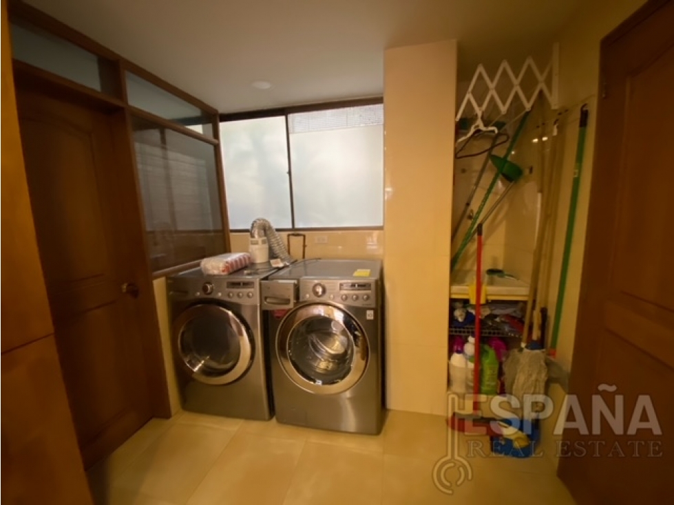 Se vende apartamento en La Carolina amplia terraza — foto 2