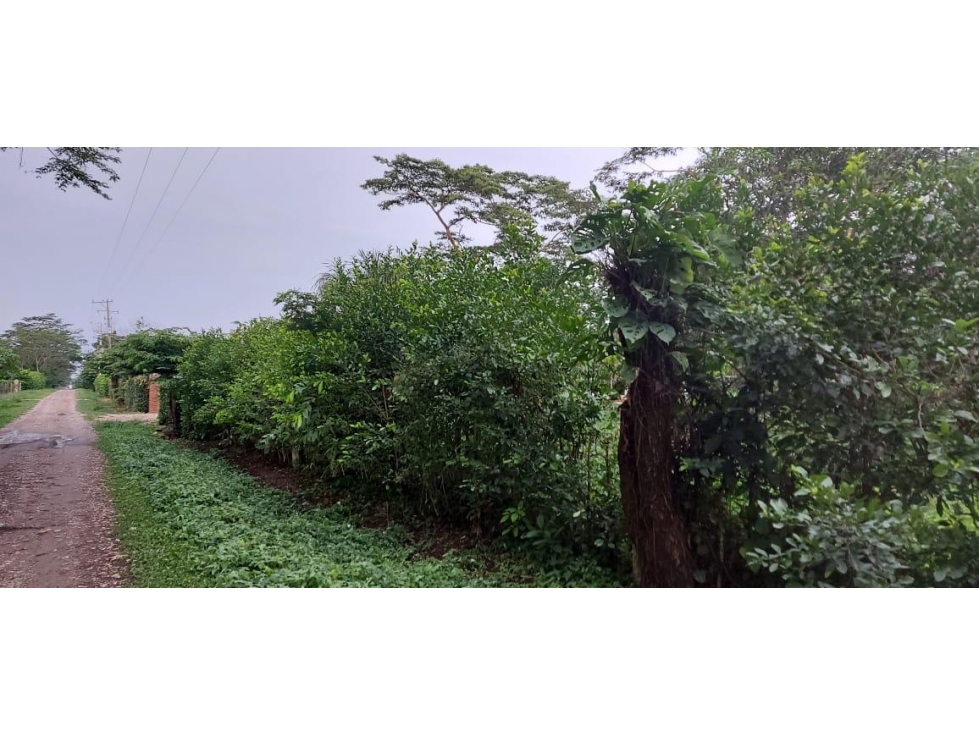 Se vende lote en exclusivo conjunto en Pompeya (vía a Puerto Lopez) - 2