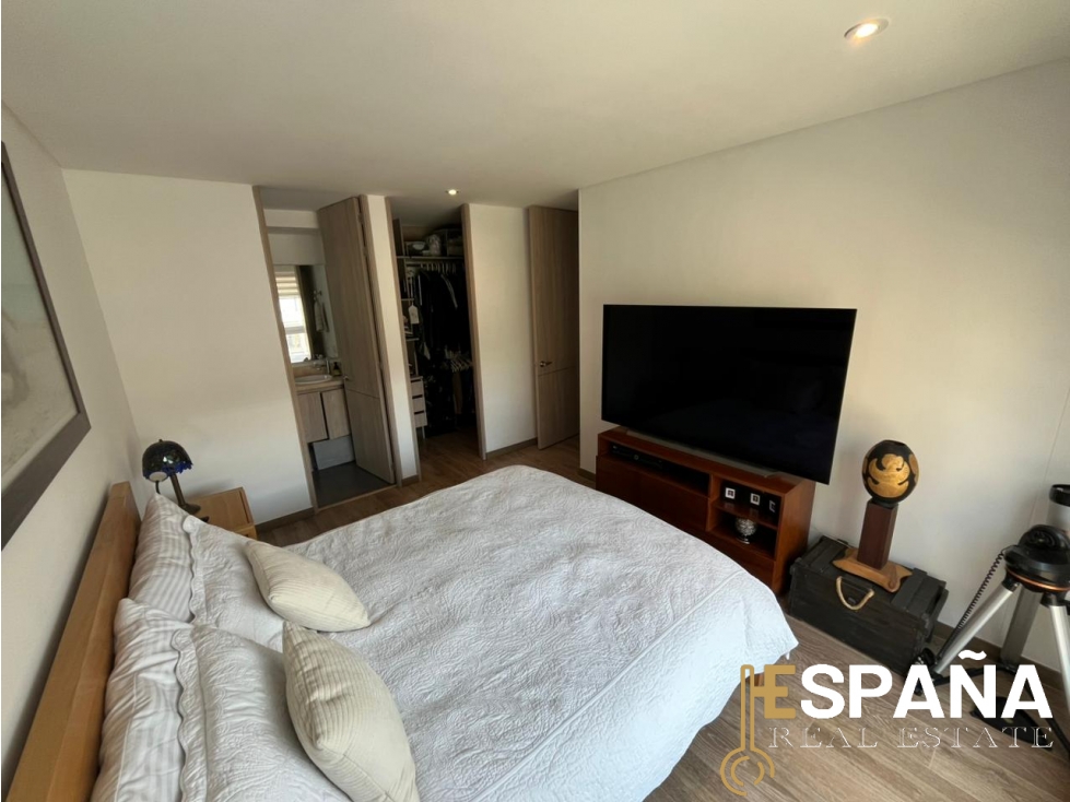 Se vende apartamento en Colina Campestre - El Plan — foto 2