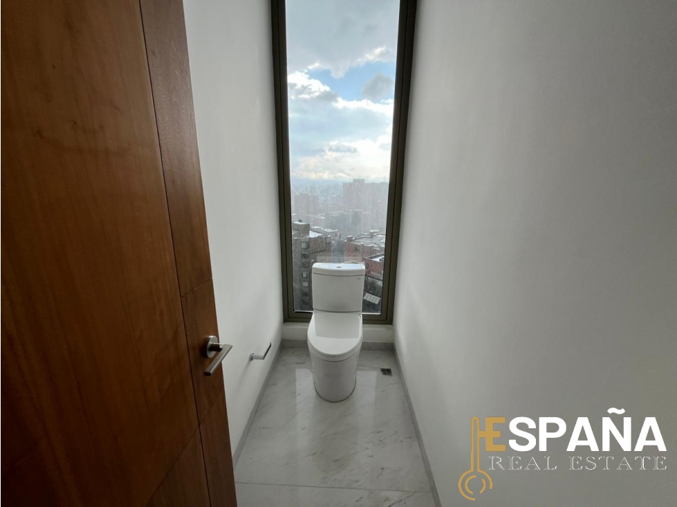 Se vende exclusivo pent house en Rosales — foto 3