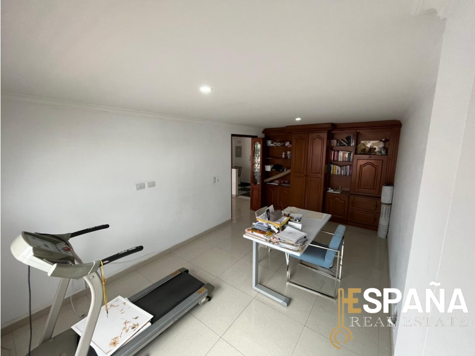 Se vende apartamento en Contador con amplia terraza - 3