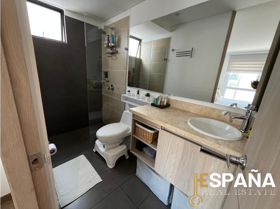 Se vende apartamento en Colina Campestre - El Plan — foto 3