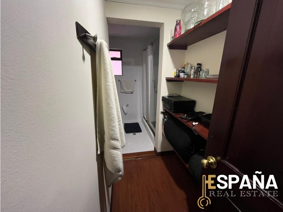Se vende apartamento en La Calleja 4 habitaciones — foto 3