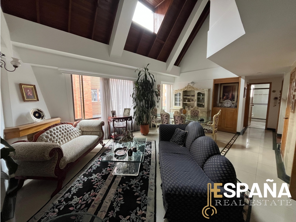 Se vende amplio duplex en Santa Barbara — foto 3