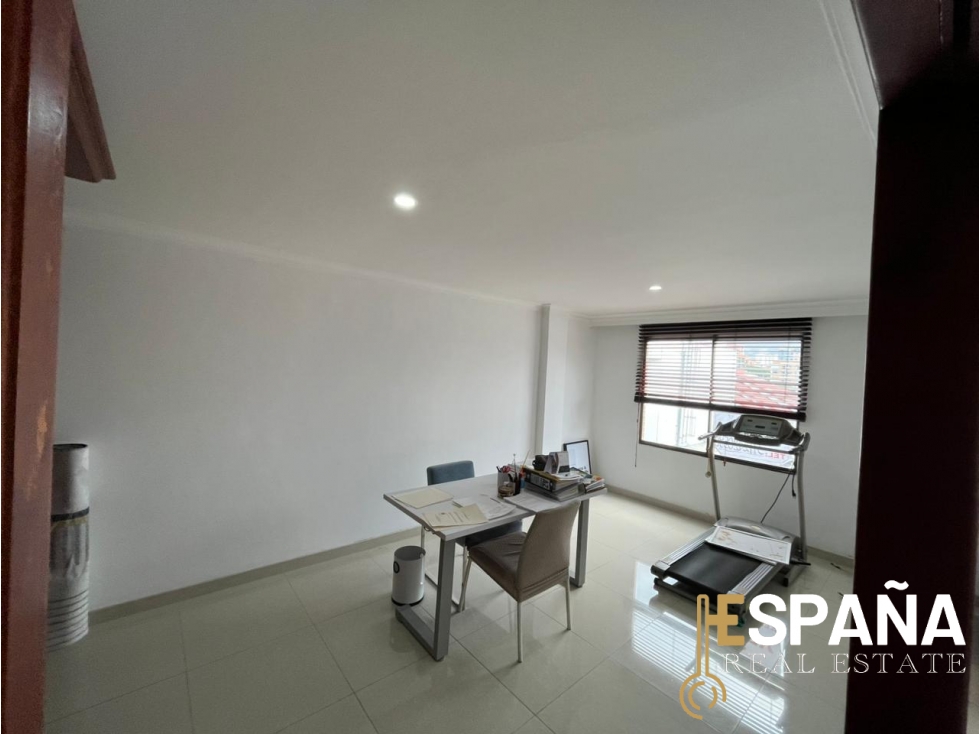Se vende apartamento en Contador con amplia terraza - 4