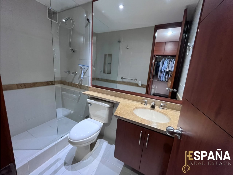Se vende apartamento dúplex en Colina con terraza — foto 4
