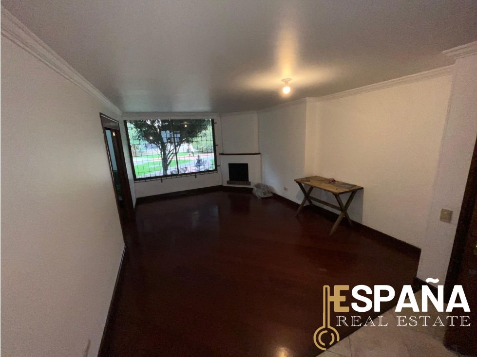 Se vende apartamento en la Calleja con terraza uso exclusivo — foto 5