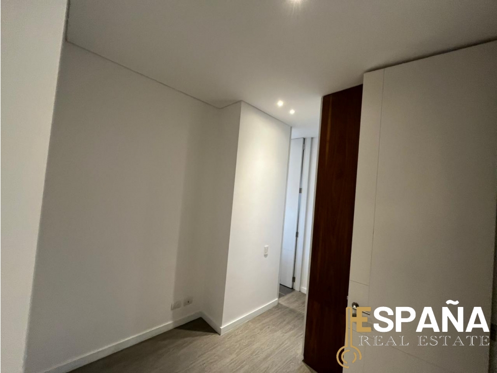 Se vende exclusivo pent house en Rosales — foto 6