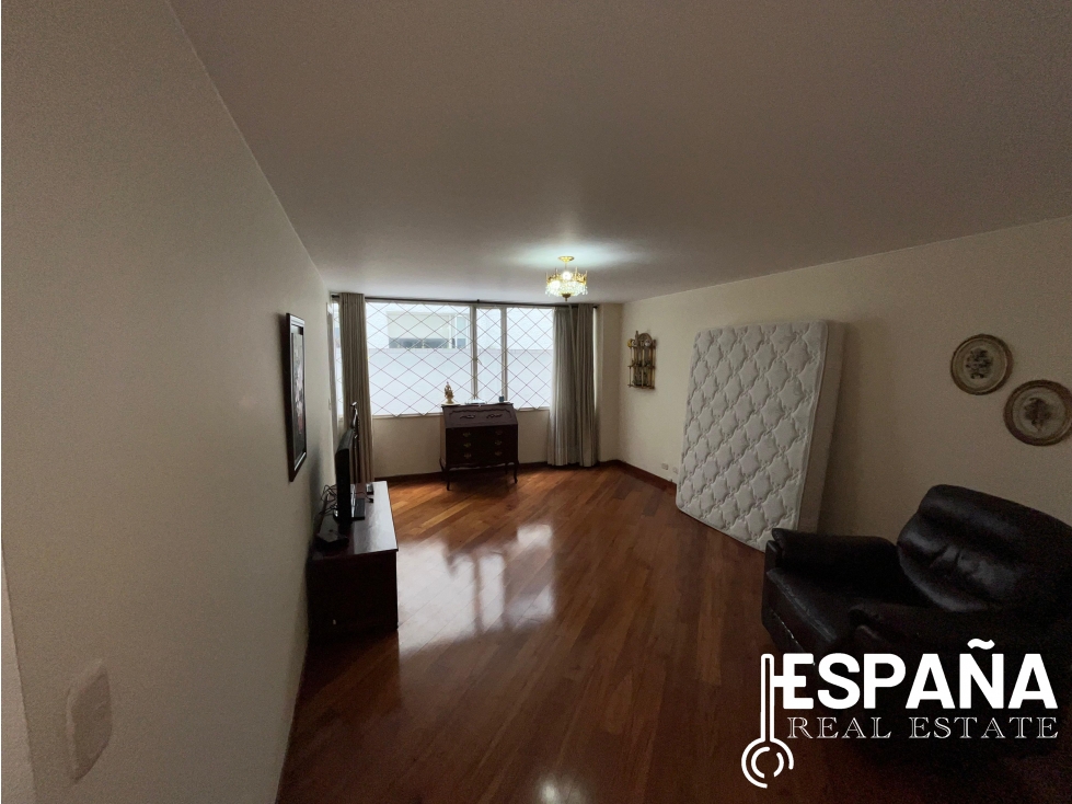Se vende apartamento en Chico primer piso — foto 6