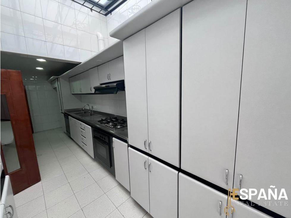Se vende espectacular casa en Alhambra - oportunidad — foto 6