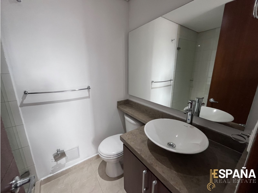 Se vende apto en Barrio San Miguel — foto 6