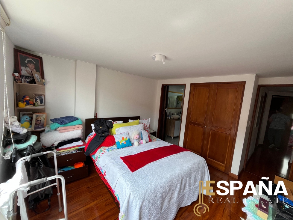 Se vende apartamento en Cedritos 3 hab 3 baños — foto 2