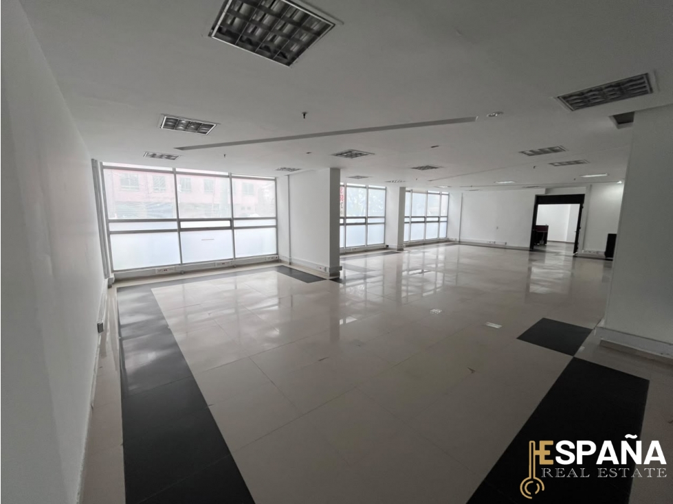 Se vende edificio comercial en Chico - 5