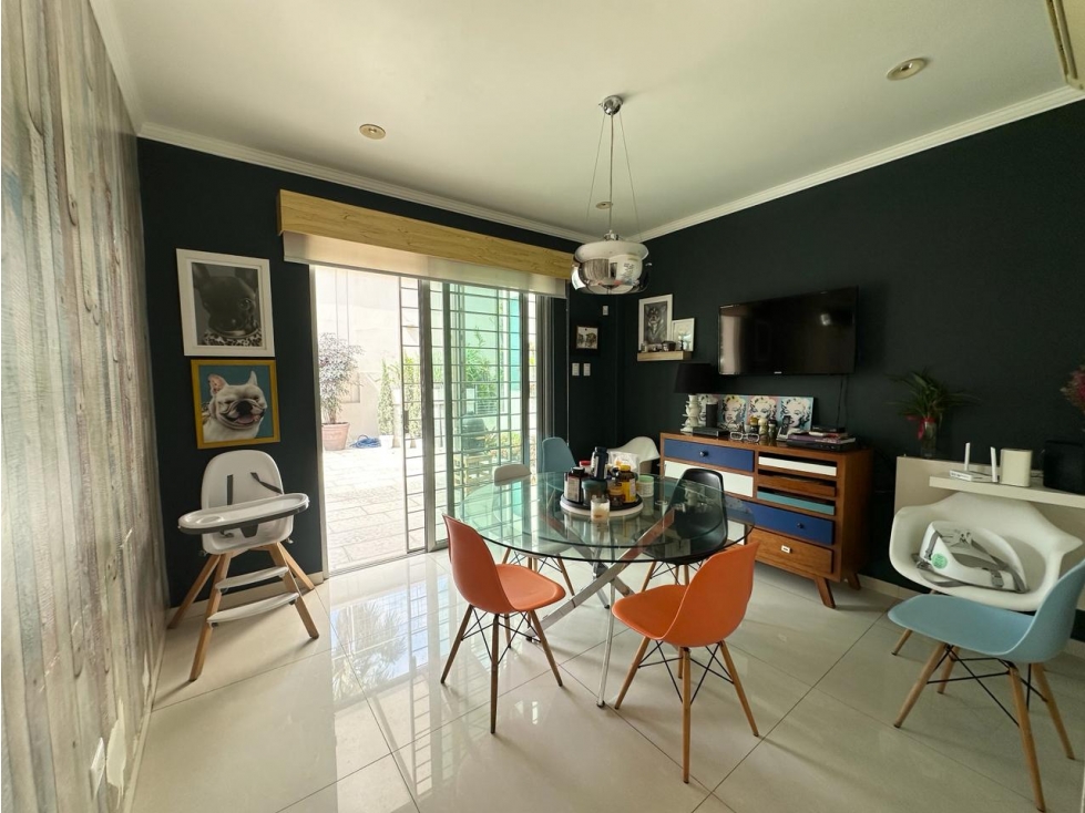 LINDA CASA REMODELADA - CEIBOS — foto 2
