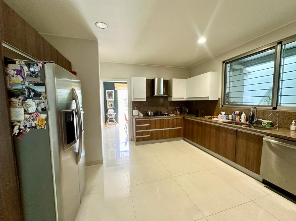 LINDA CASA REMODELADA - CEIBOS — foto 4