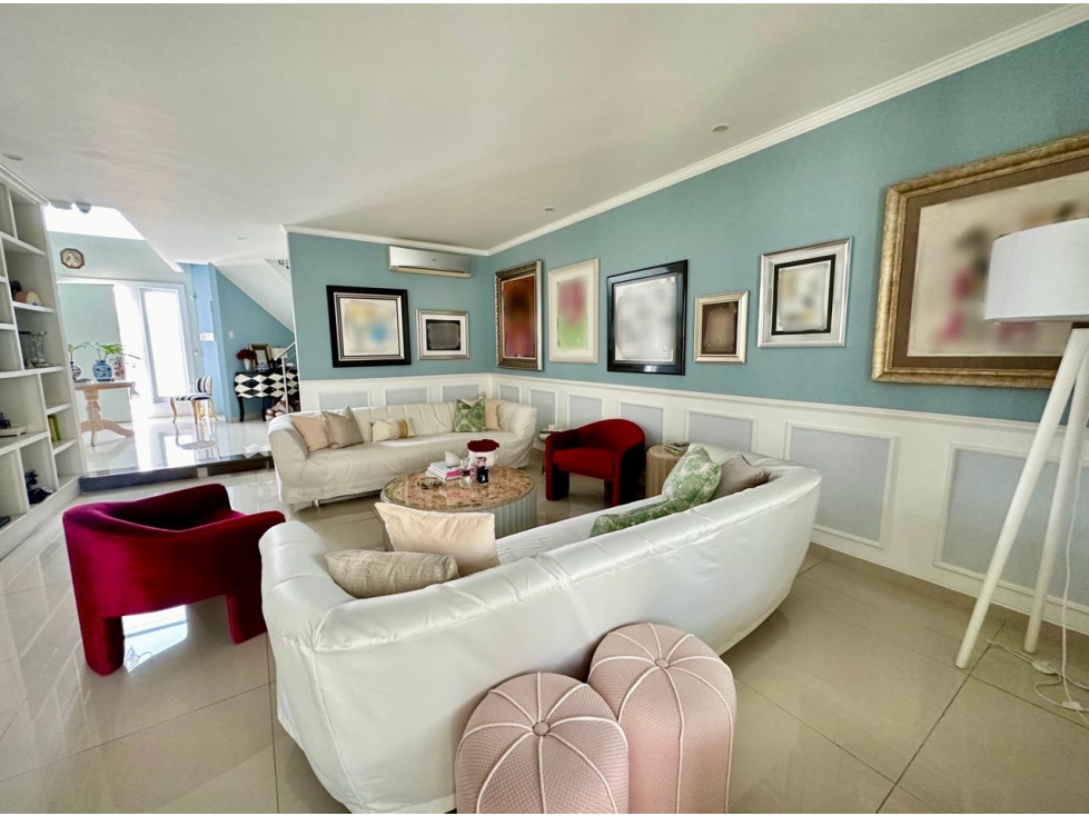 LINDA CASA REMODELADA - CEIBOS — foto 3