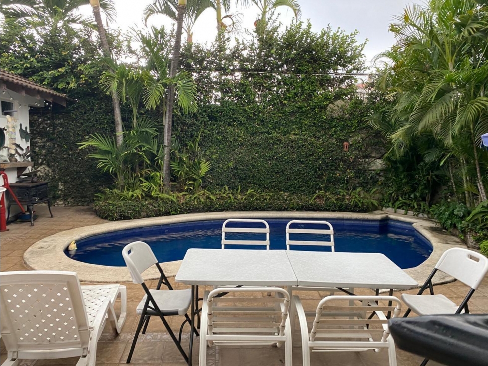CASA EN VENTA CON HERMOSO PATIO - PUERTO AZUL - 3