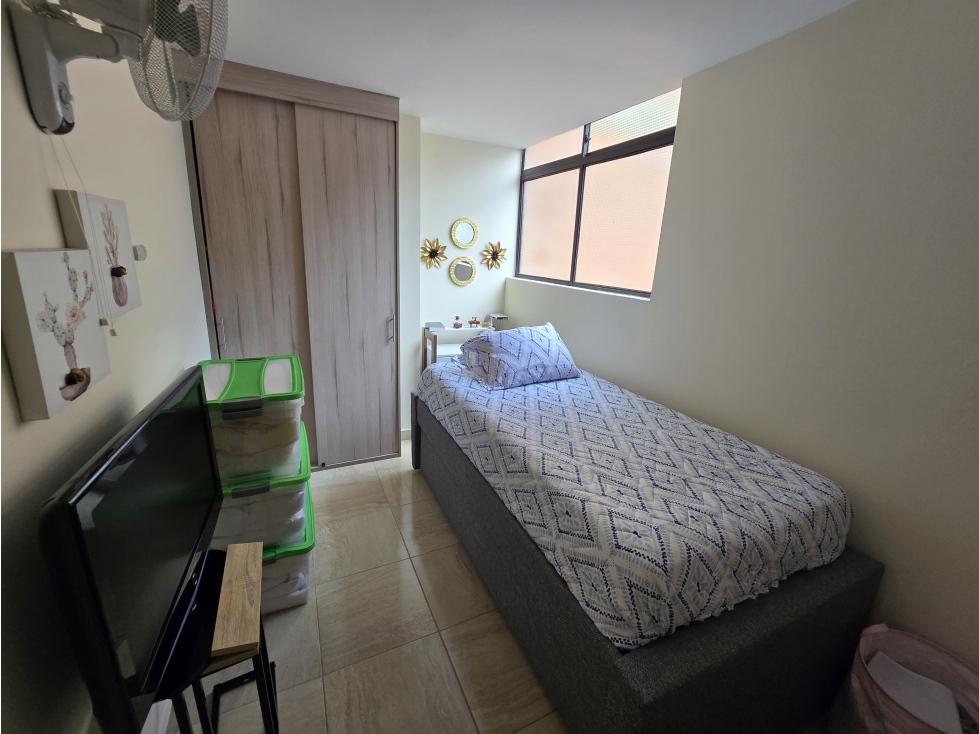 VENTA APARTAMENTO SECTOR ALMERIA (NO PARQUEADERO) — foto 6