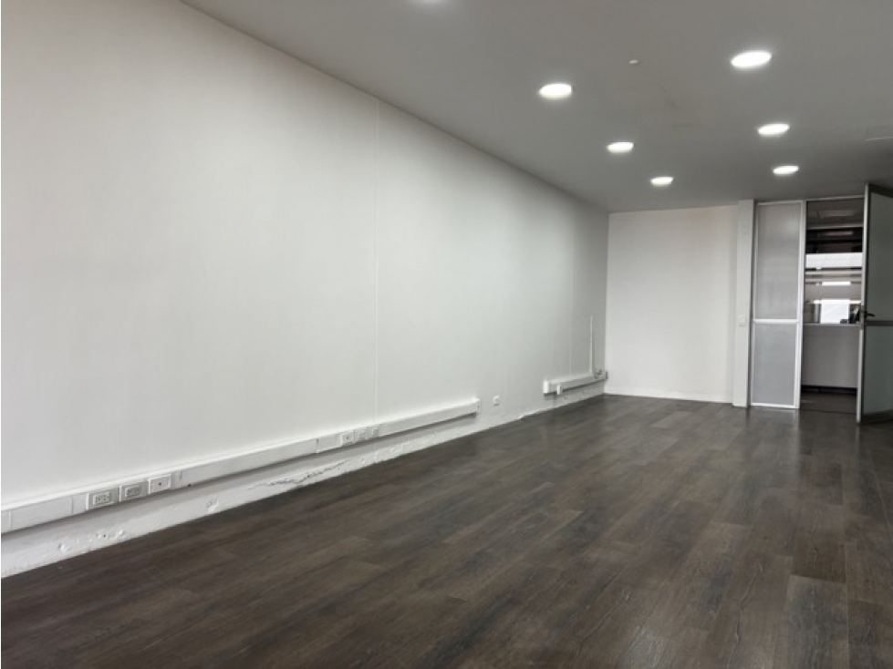 VENDO 1 O 2 OFICINAS EN MEDELLIN (SOBRE LAS PALMAS) — foto 5