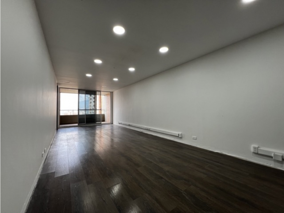 VENDO 1 O 2 OFICINAS EN MEDELLIN (SOBRE LAS PALMAS)