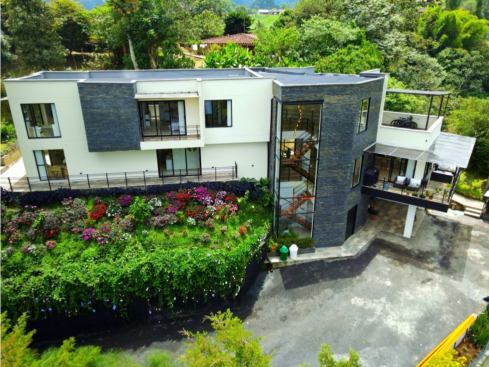 VENDO casa campestre en Caldas (vereda La Miel) - 2