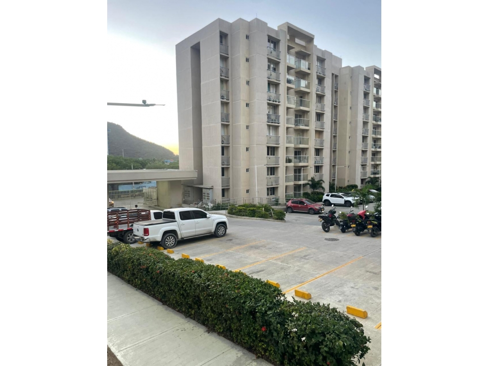 VENECIA CENTRAL PROPIEDAD HORIZONTAL TORRE 2 APTO 807 — foto 4