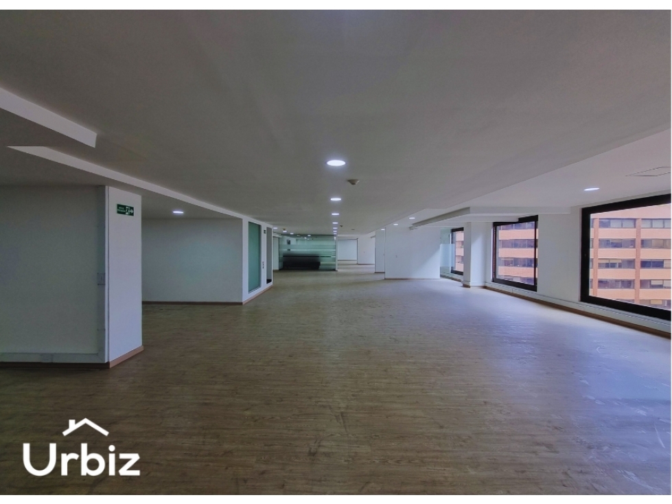 Oficina de 764 m² en Arriendo en Cll 72 en centro financiero de Bogotá — foto 6