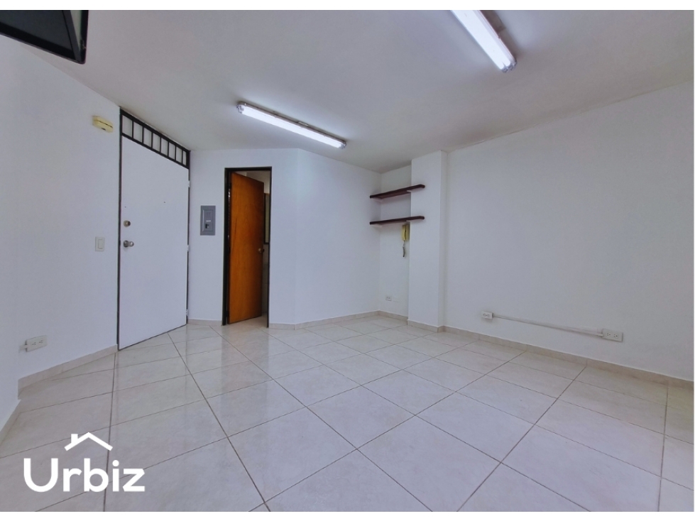 Oficina en Arriendo en Barrio El Lago sobre Carrera 15 con 74 de 17 m² — foto 6