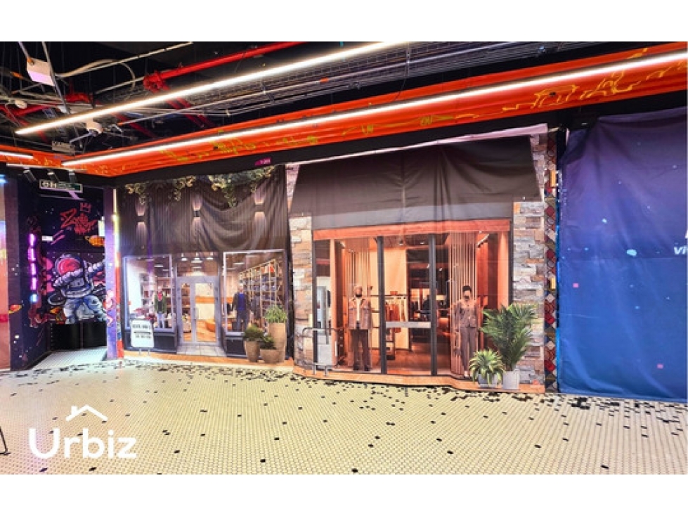 Local de 328 m² en 1er Piso Zona Met Centro Comercial Santa Fé