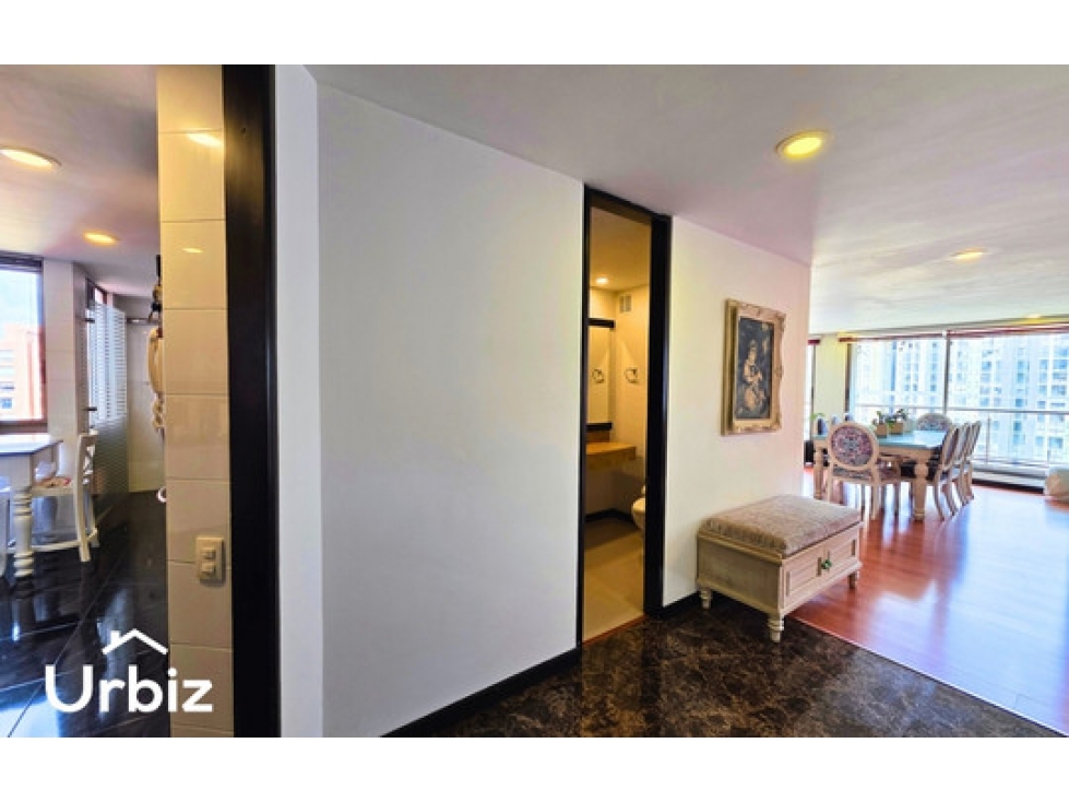 Vendo Apartamento de 181 m² con Balcón en Club House en Colina — foto 3